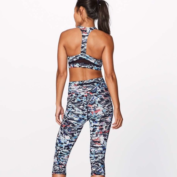Lululemon Break Free Crop - Picture 3 of 8